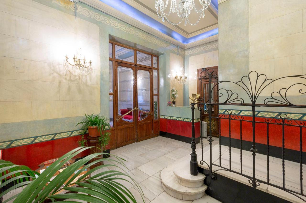 Apartamentos Matute 11 Madrid Luaran gambar