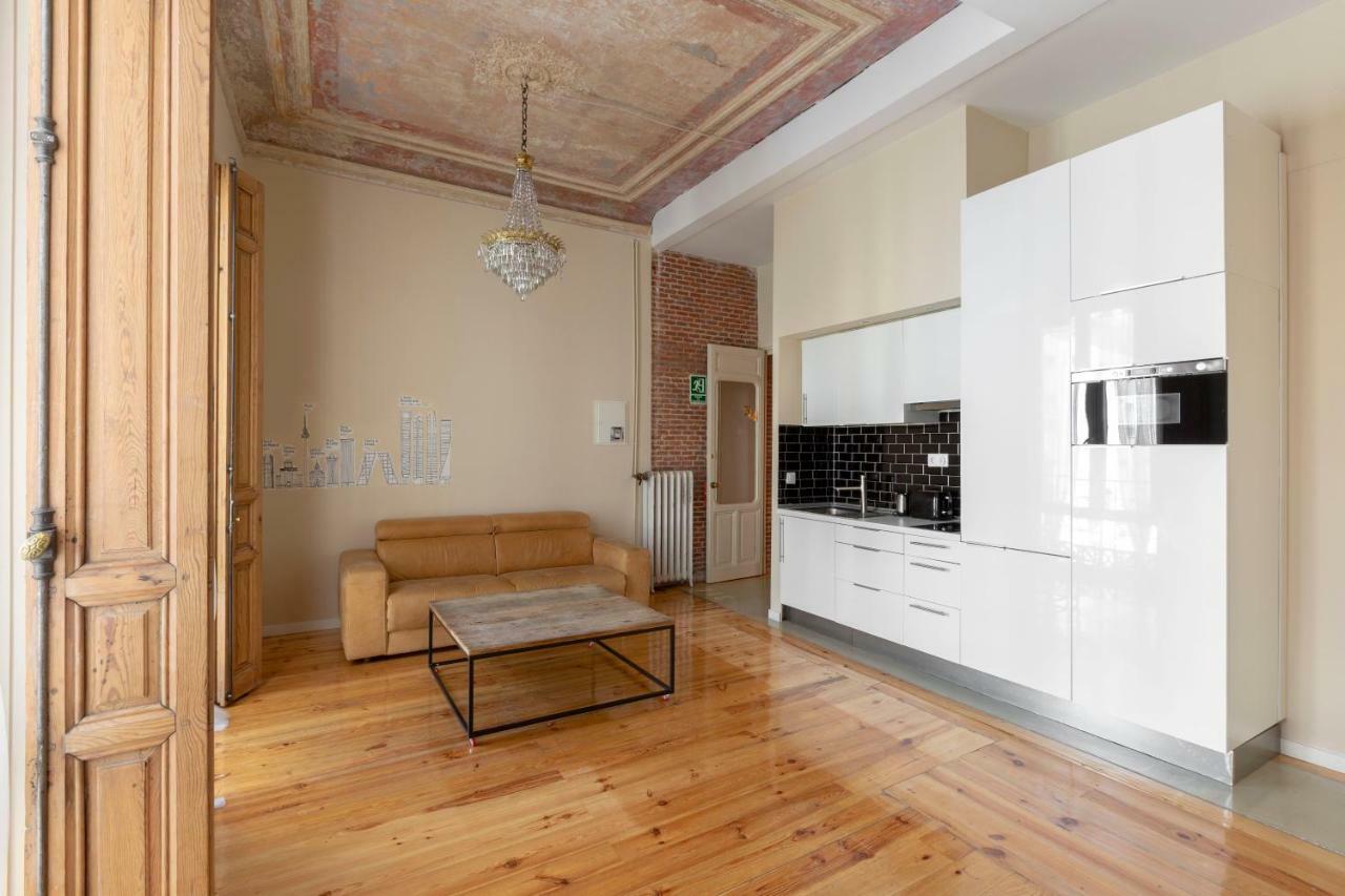 Apartamentos Matute 11 Madrid Luaran gambar