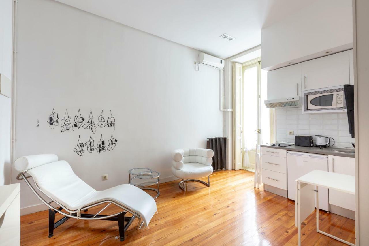 Apartamentos Matute 11 Madrid Luaran gambar